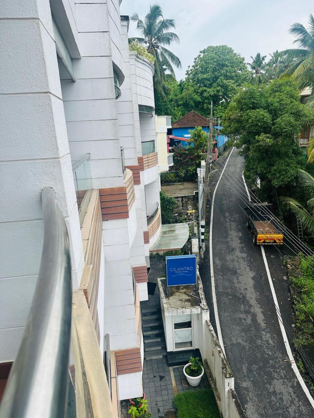 Hotel Cilantro By The Sea à Thiruvananthapuram Extérieur photo